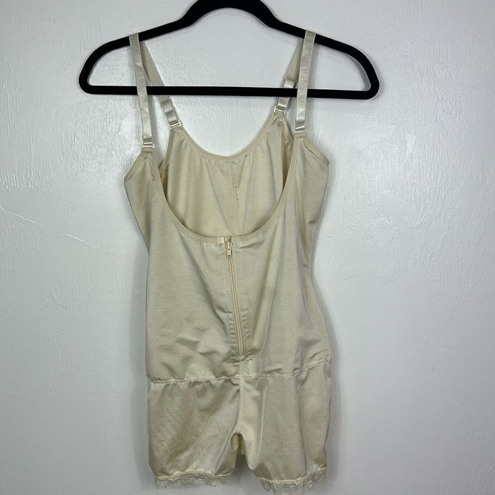 Bodysuit Shapewear Open Bust In Cream Color Size L